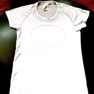 Lululemon Short Sleeve Top
